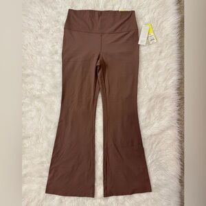 Everyday Soft Ultra High-Rise Flare Leggings